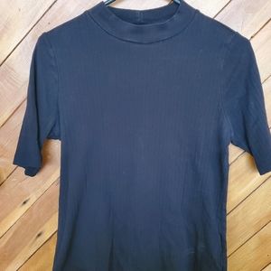 Uniqlo Black Ribbed Short Sleeve Mock Turtleneck